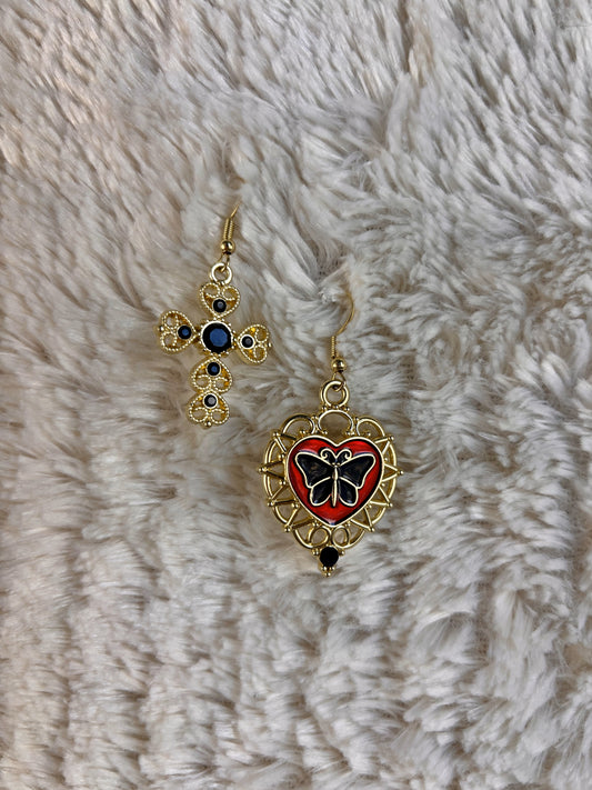 Asymmetrical Heretic Earrings - Red & Black