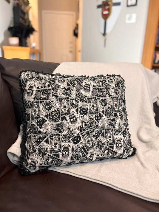 Handsewn Cat Bed - Medium - Black Tarot