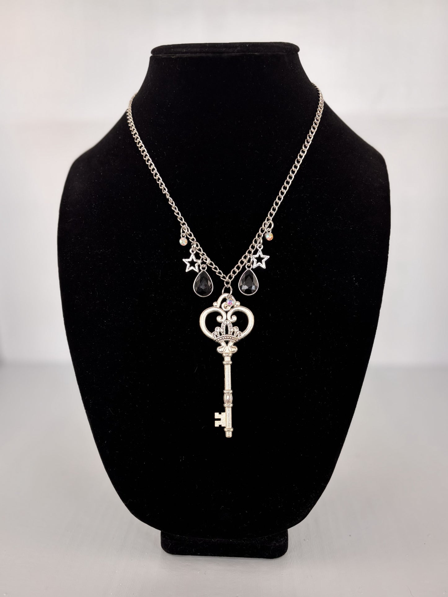 Ancient Key Necklace - Romantasy Collection